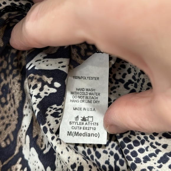 Karlie Snakeskin Flowy Top - Picture 9 of 9